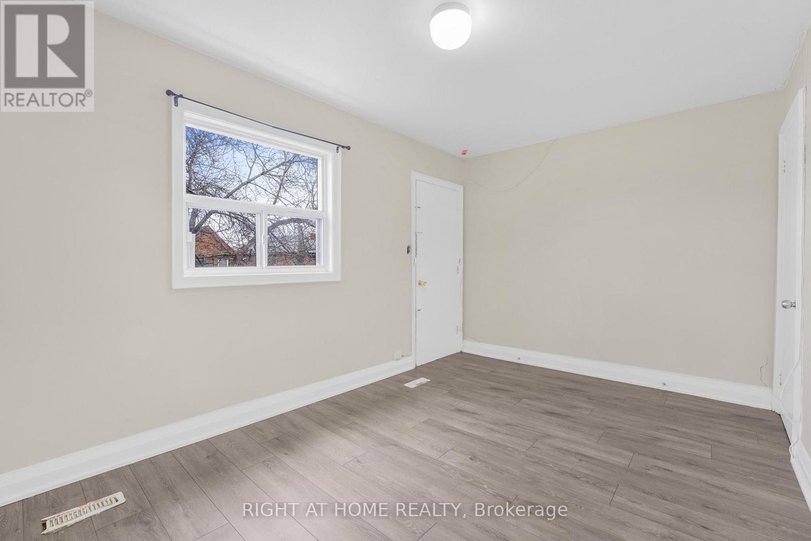 1698a Eglinton Avenue W, Toronto, Ontario  M6E 2H5 - Photo 19 - W13831942