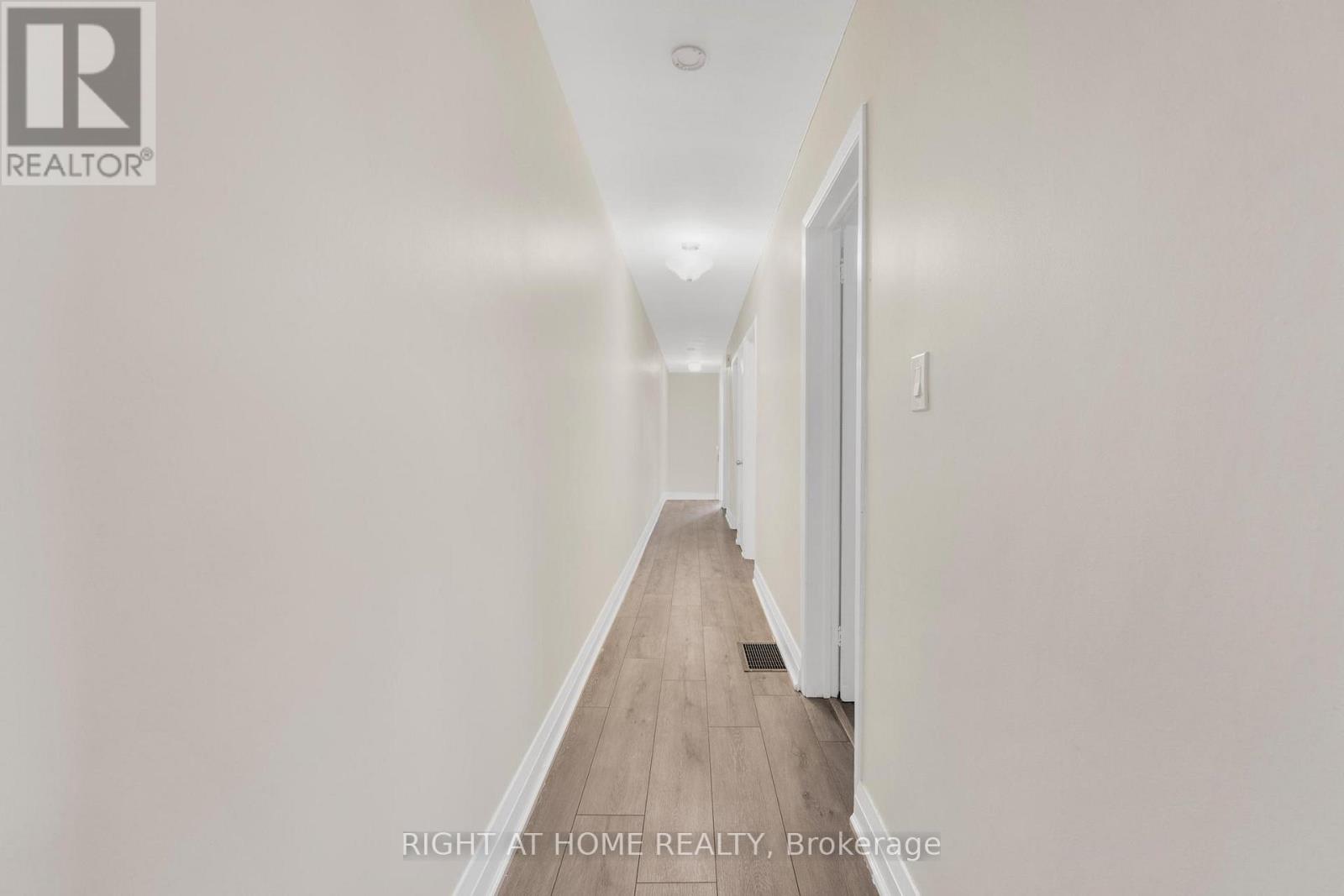 1698a Eglinton Avenue W, Toronto, Ontario  M6E 2H5 - Photo 20 - W13831942