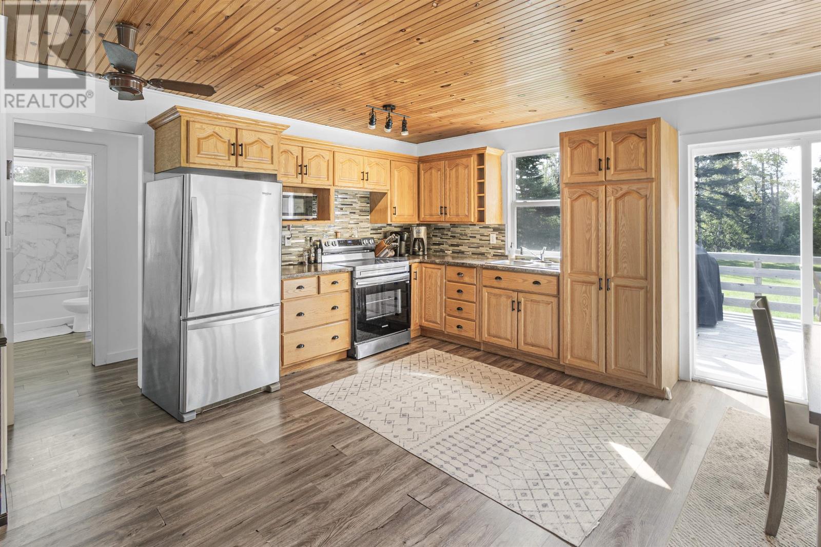 51 Macaskill Crescent, Brackley, Prince Edward Island  C1E 2T4 - Photo 6 - 202624443