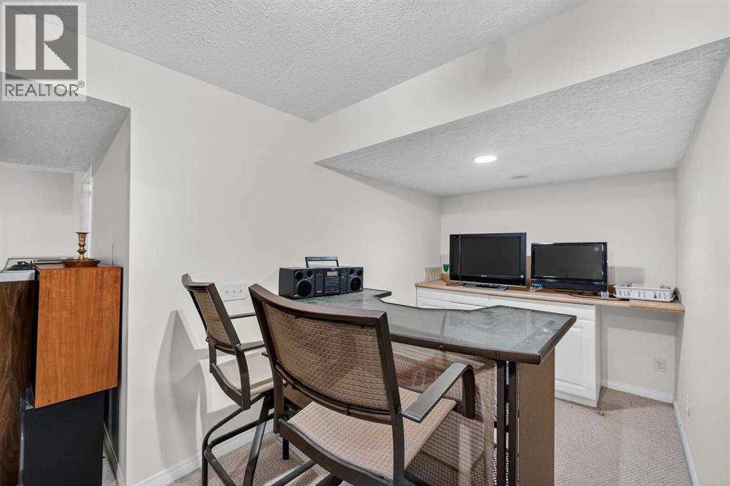 232 Hawkview Manor Circle Nw, Calgary, Alberta  T3G 3E5 - Photo 49 - A2343379