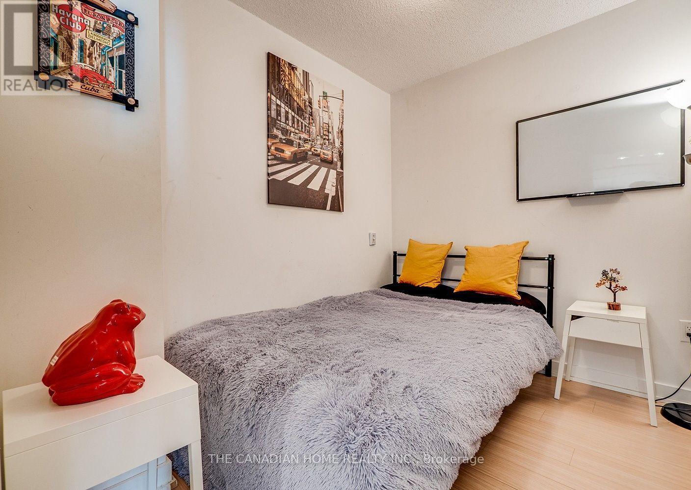 1605 - 21 Iceboat Terrace, Toronto, Ontario  M5V 4A9 - Photo 19 - C13537516
