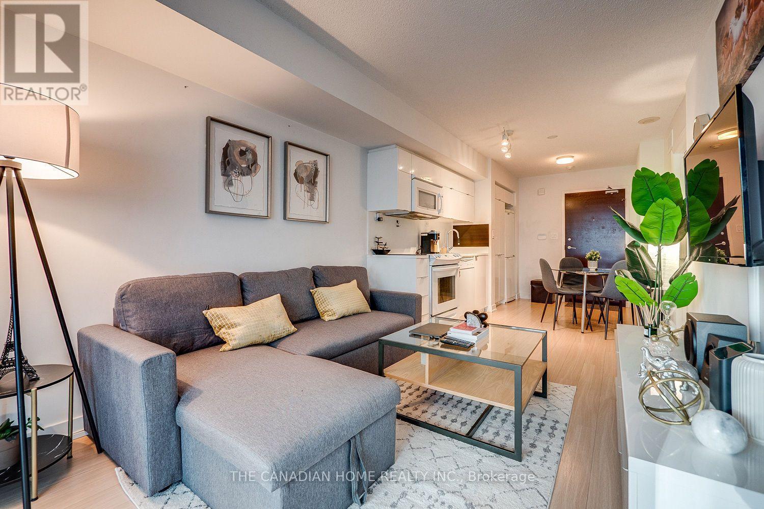 1605 - 21 Iceboat Terrace, Toronto, Ontario  M5V 4A9 - Photo 3 - C13537516