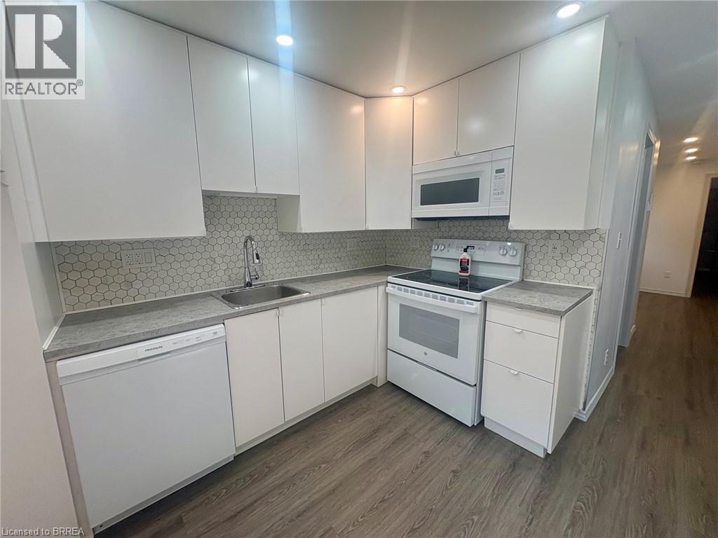 130 Eagle Avenue Unit# 2 At Rear, Brantford, Ontario  N3S 1Z5 - Photo 11 - 40864045