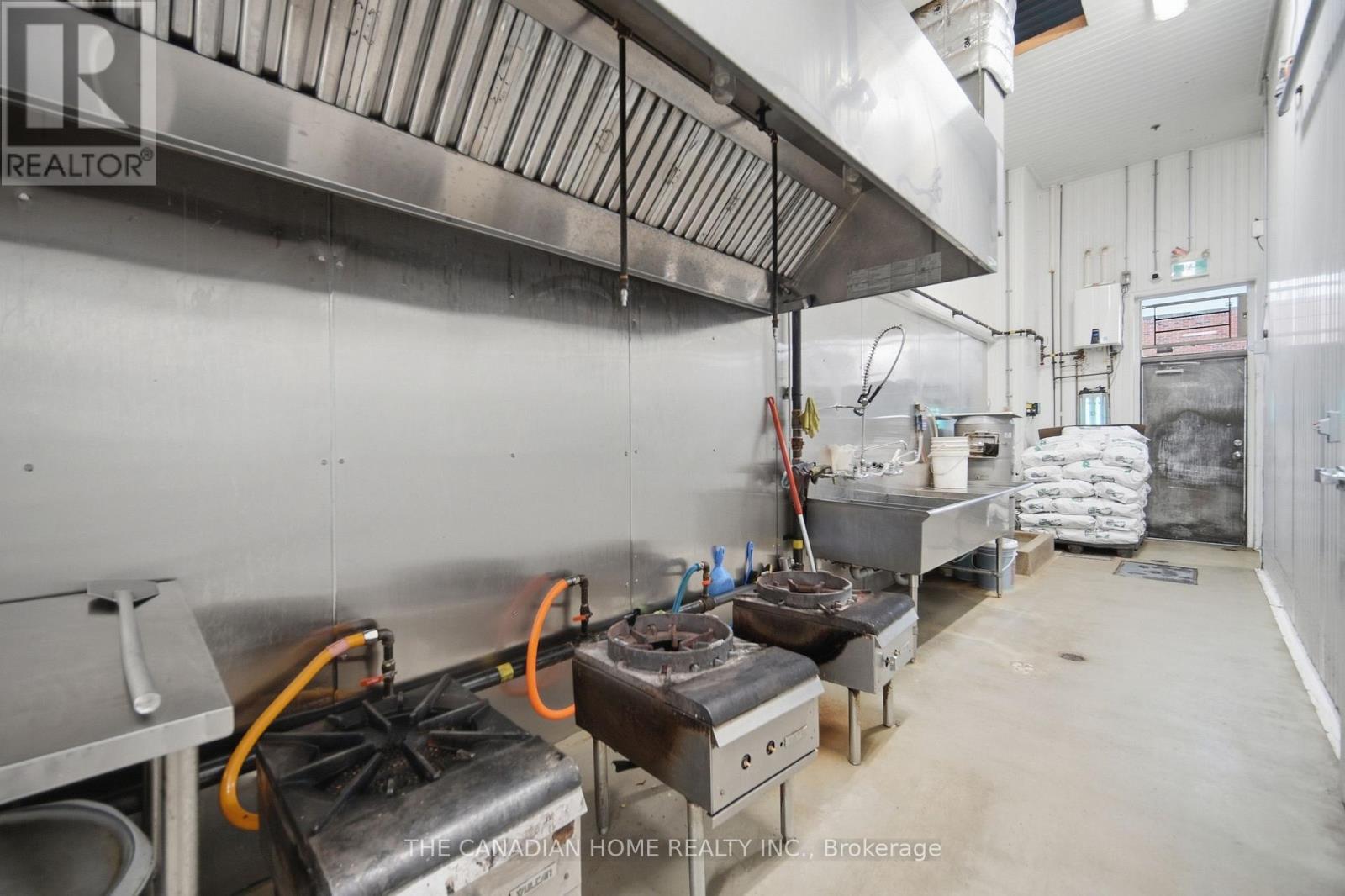 5, 6 & 7 - 7875 Tranmere Drive, Mississauga, Ontario  L5S 1T8 - Photo 33 - W13831146
