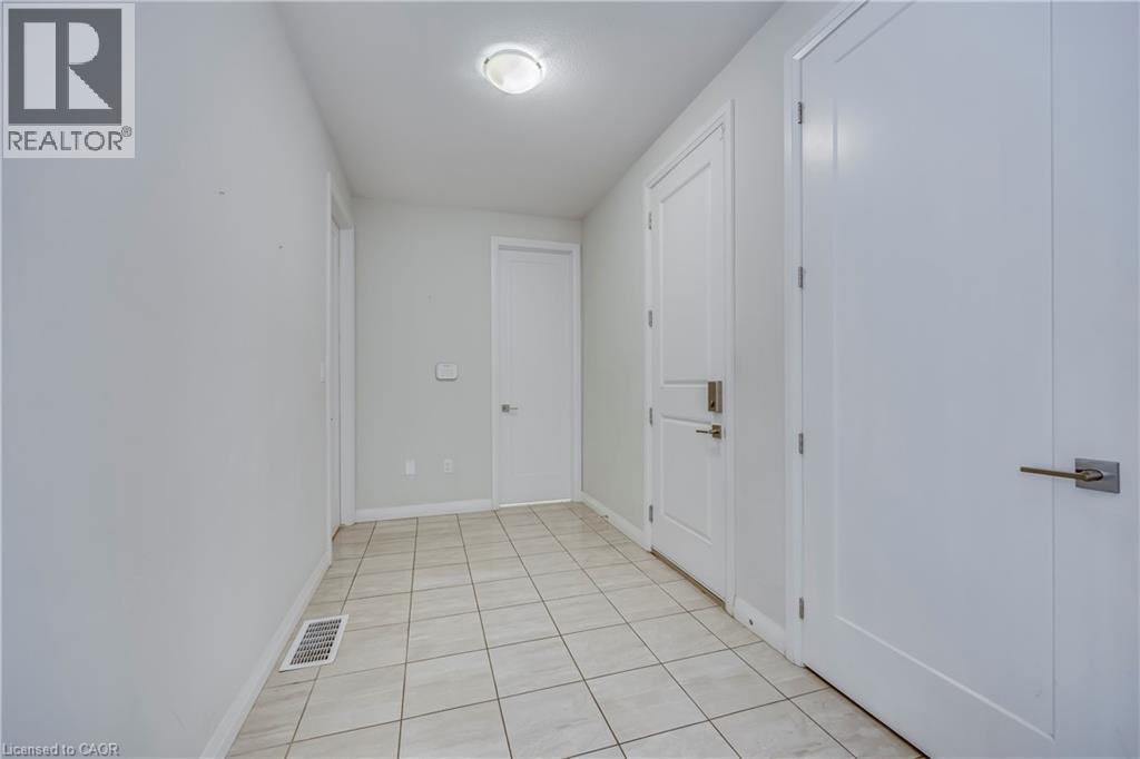 56 Lexington Avenue, Hamilton, Ontario  L8J 0L5 - Photo 6 - 40866804
