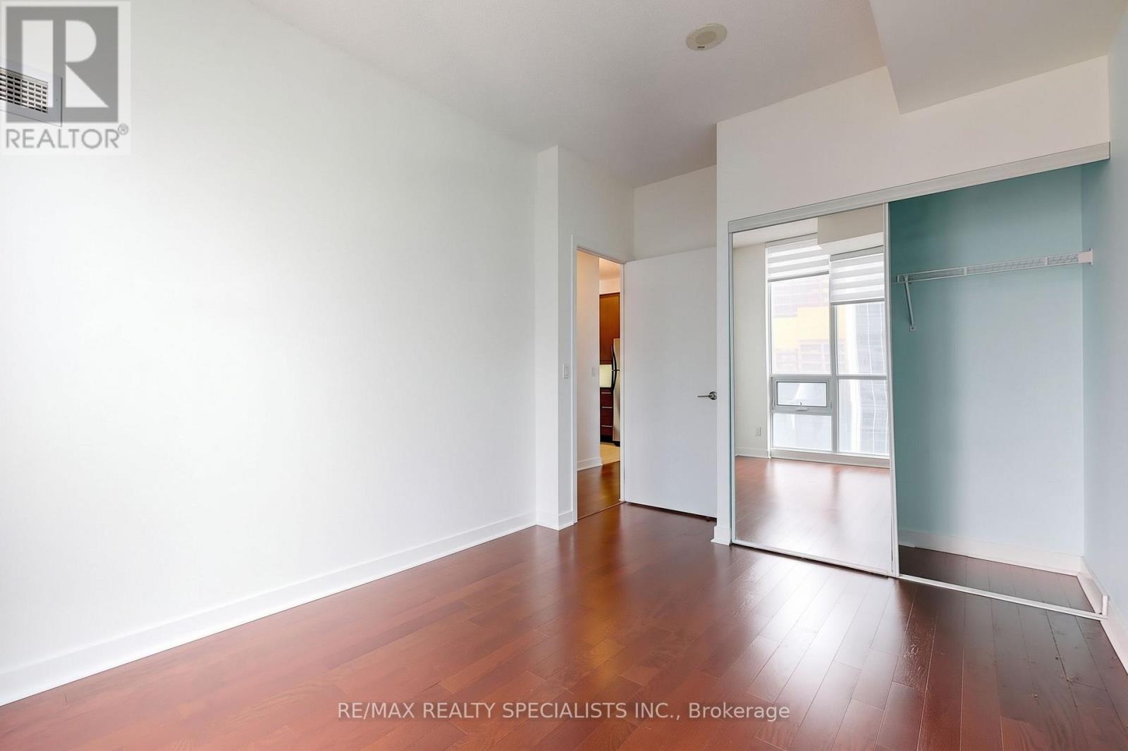 3004 - 18 Harbour Street, Toronto, Ontario  M5J 2Z6 - Photo 18 - C13831992