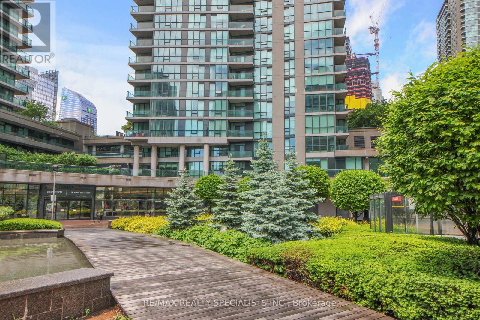 3004 - 18 Harbour Street, Toronto, Ontario  M5J 2Z6 - Photo 2 - C13831992