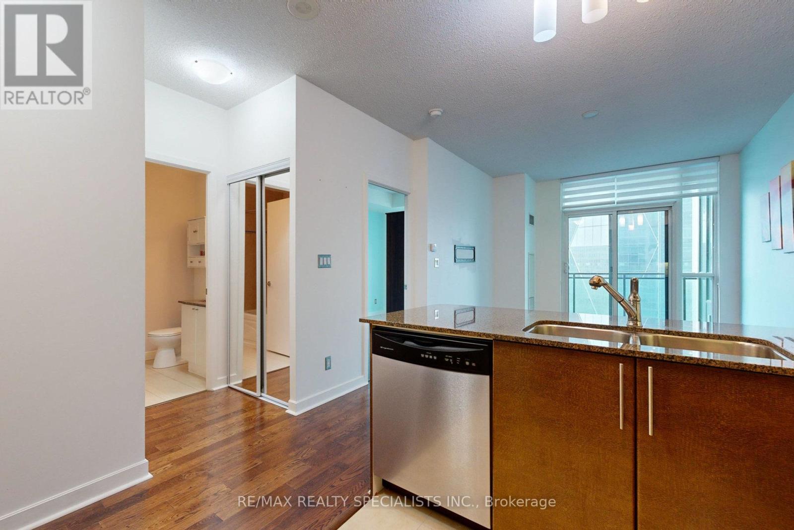 3004 - 18 Harbour Street, Toronto, Ontario  M5J 2Z6 - Photo 9 - C13831992