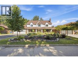 527 ANNDALE Court, Waterloo, Ontario