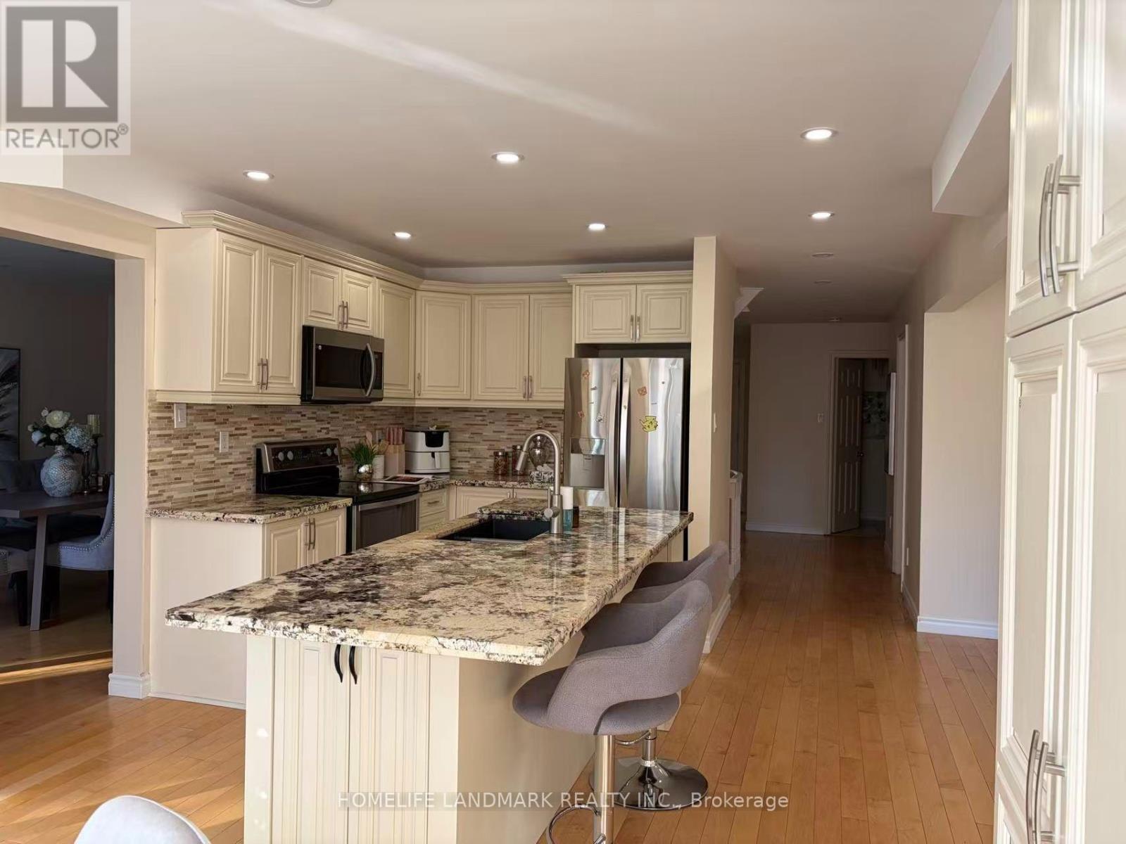 23 Hashbury Place, Markham, Ontario  L3T 7H4 - Photo 6 - N13831980