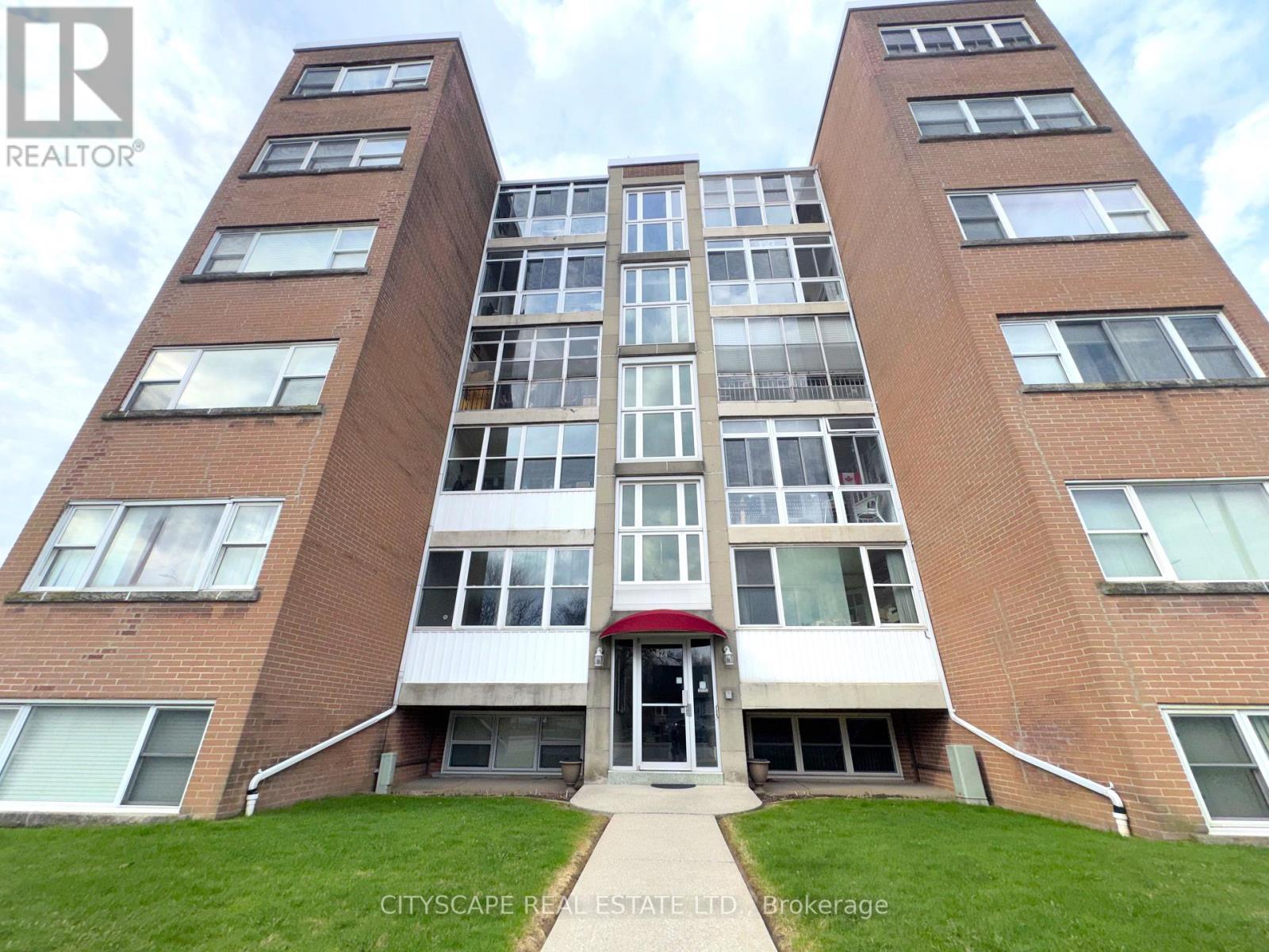 25 - 824 BRANT STREET, Burlington, Ontario