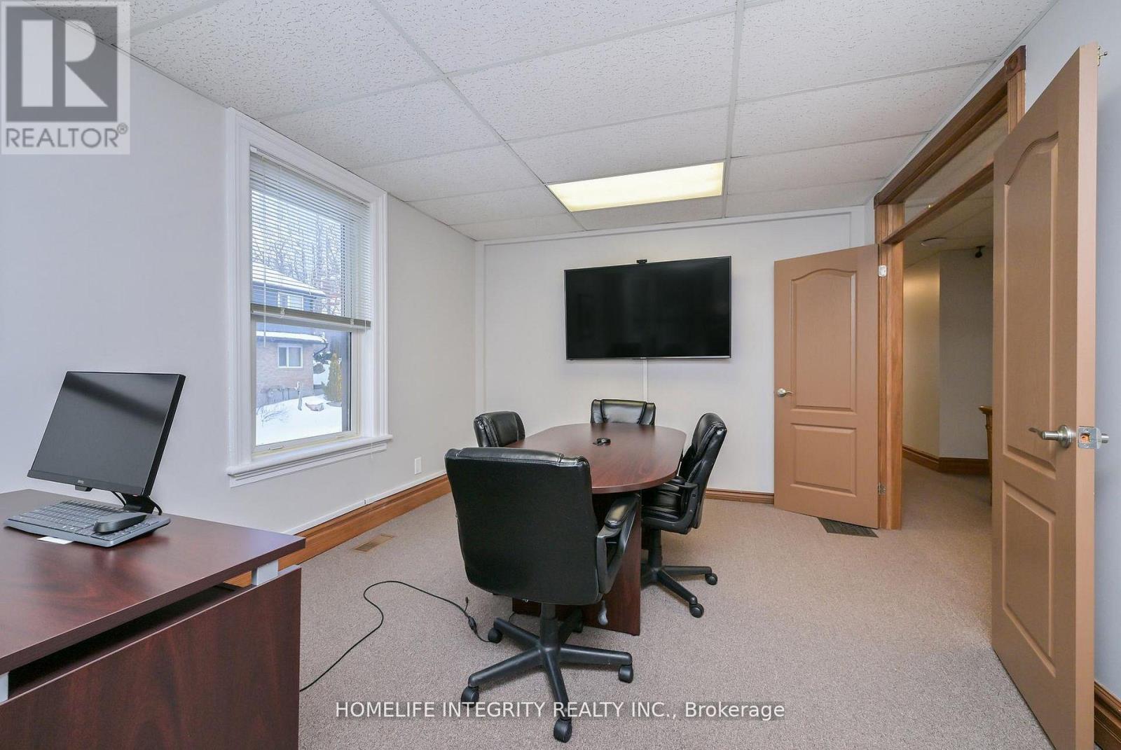 25 Berczy Street, Barrie, Ontario  L4M 3P6 - Photo 25 - S13528746
