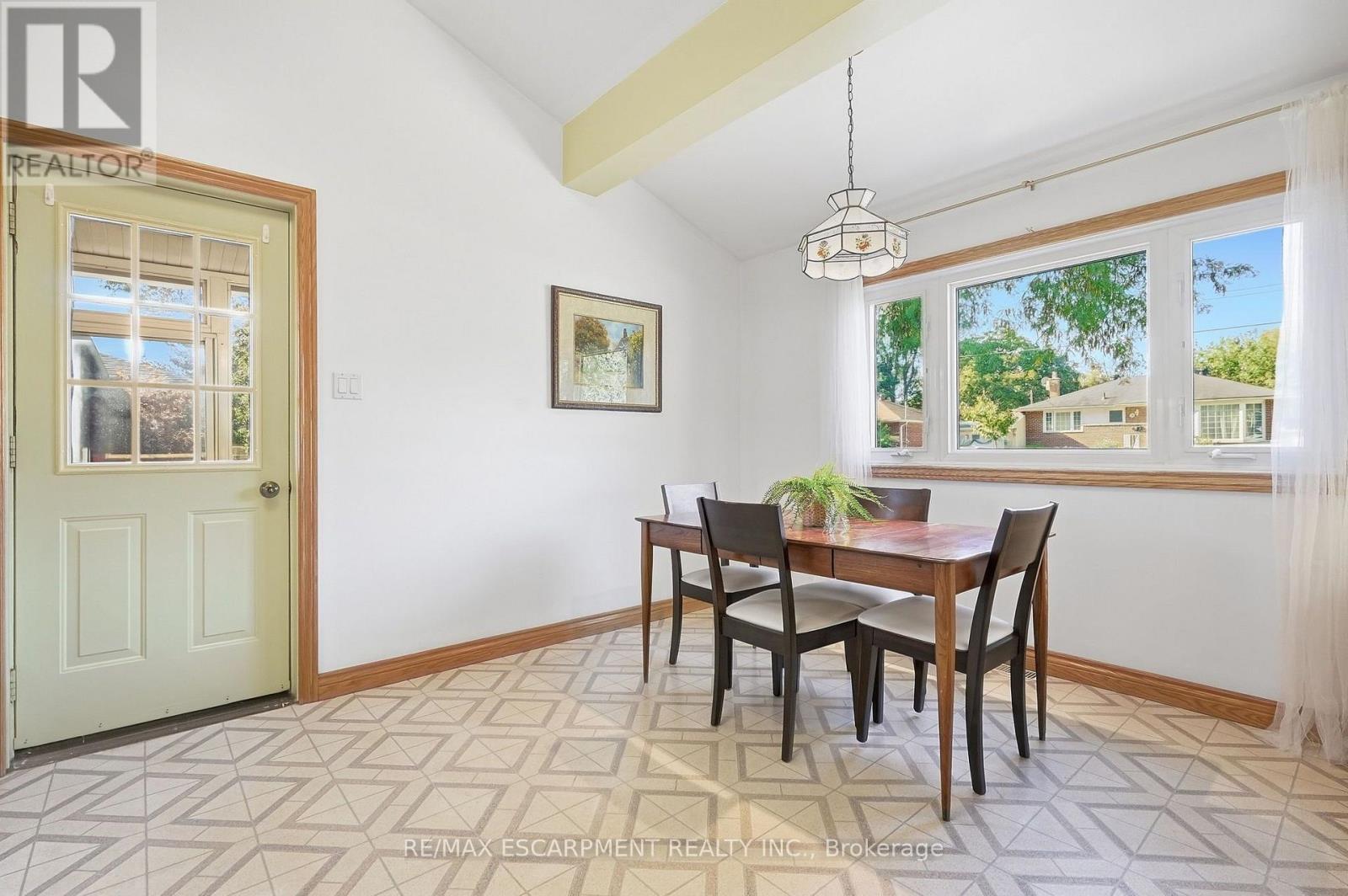 1267 Dunbar Road, Burlington, Ontario  L7P 2K1 - Photo 7 - W13831692