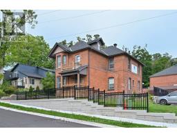 25 BERCZY STREET, Barrie, Ontario