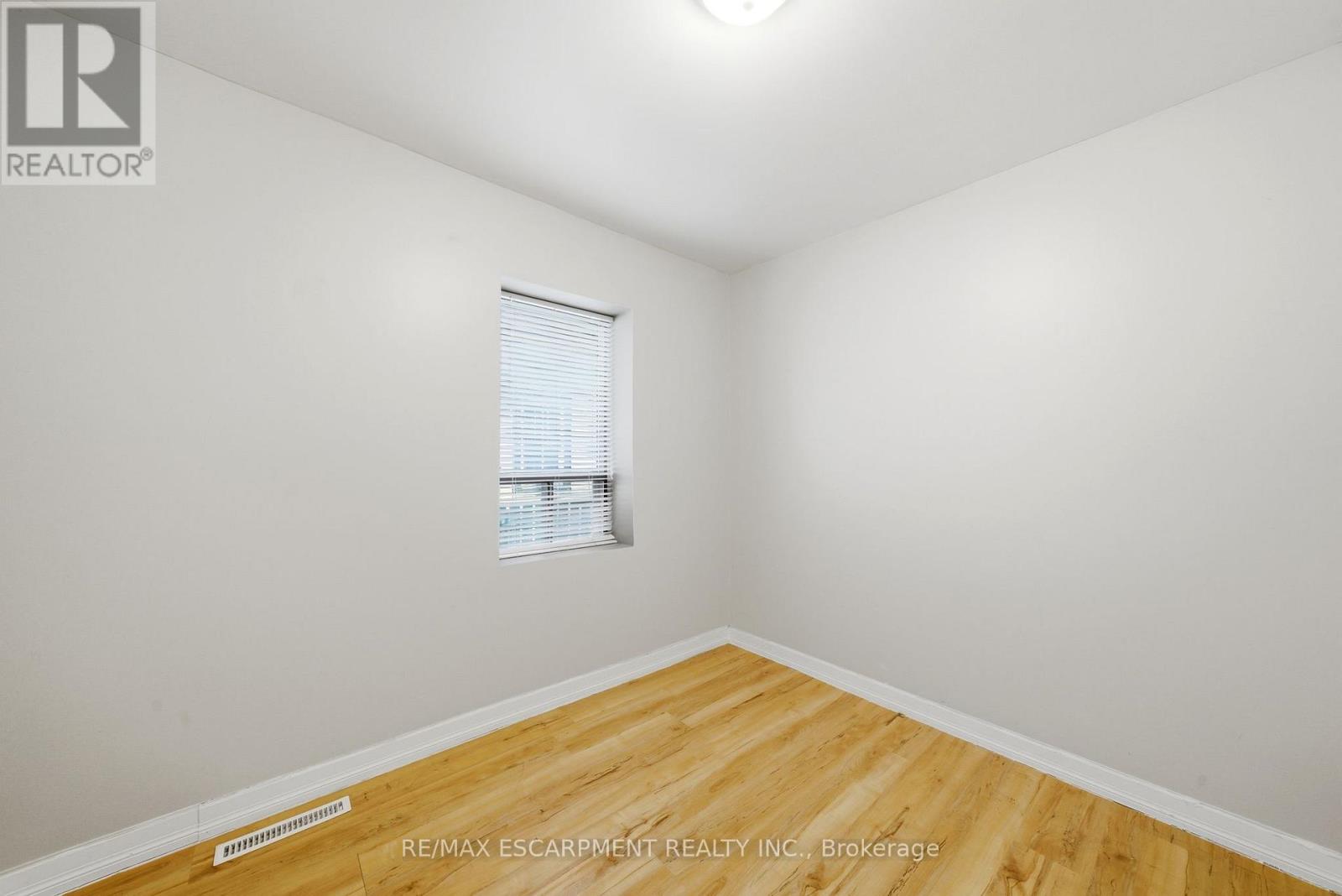 107 Broadway Street, Welland, Ontario  L3C 5L6 - Photo 16 - X13832000