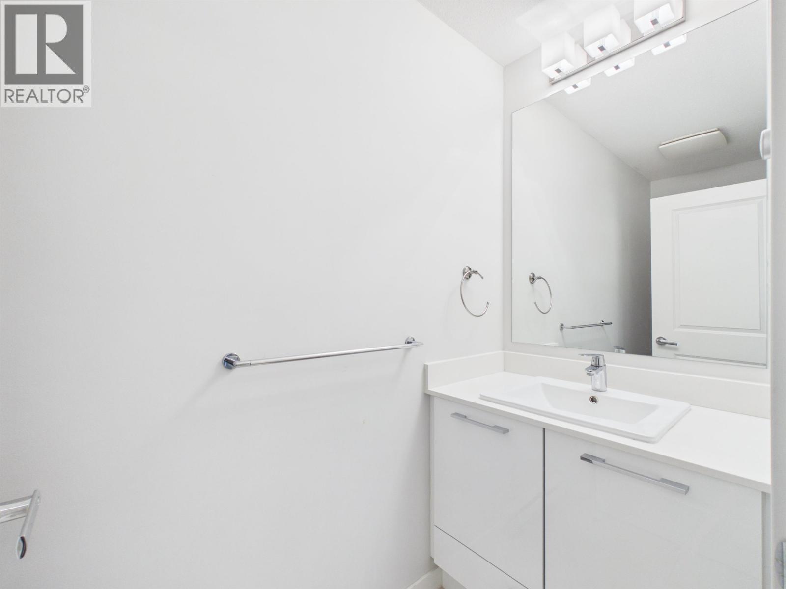 131 3500 Burke Village Promenade, Coquitlam, British Columbia  V3E 0N2 - Photo 4 - R3169131