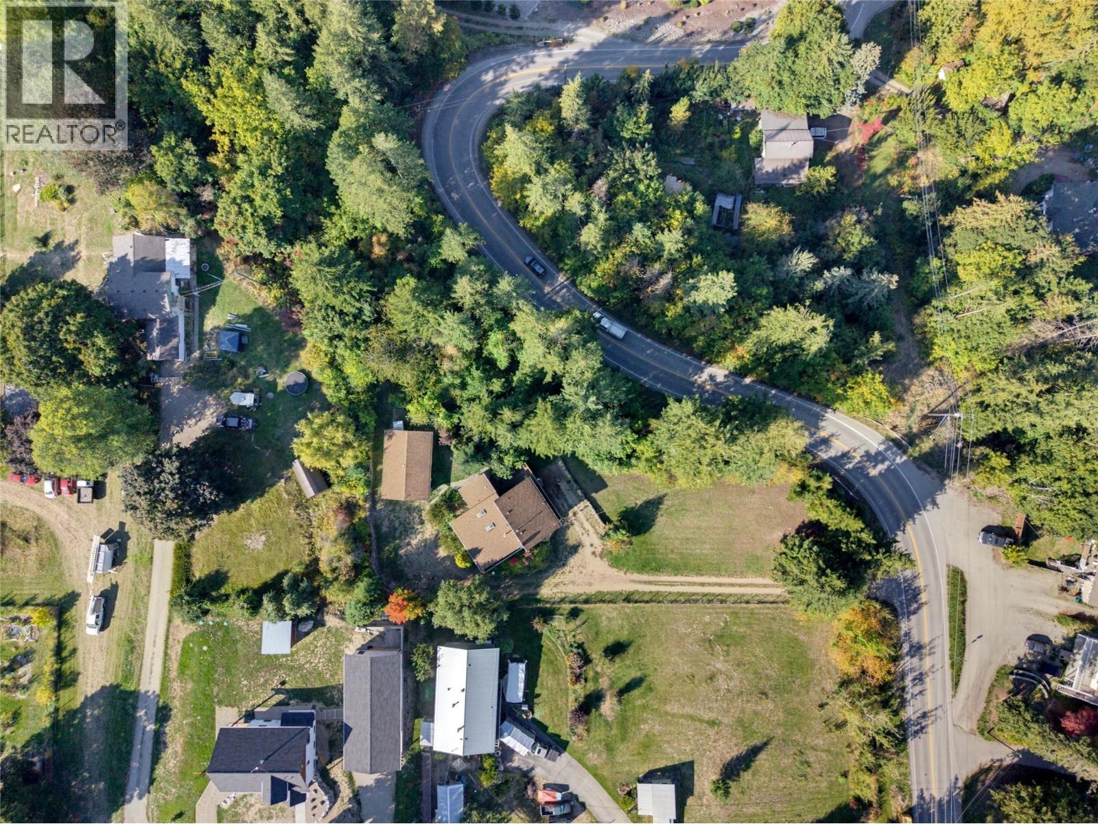 370 10 Avenue SE, Salmon Arm, British Columbia  V1E 2C3 - Photo 46 - 10401960