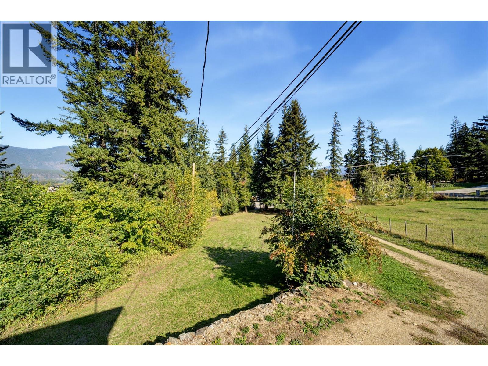 370 10 Avenue SE, Salmon Arm, British Columbia  V1E 2C3 - Photo 70 - 10401960