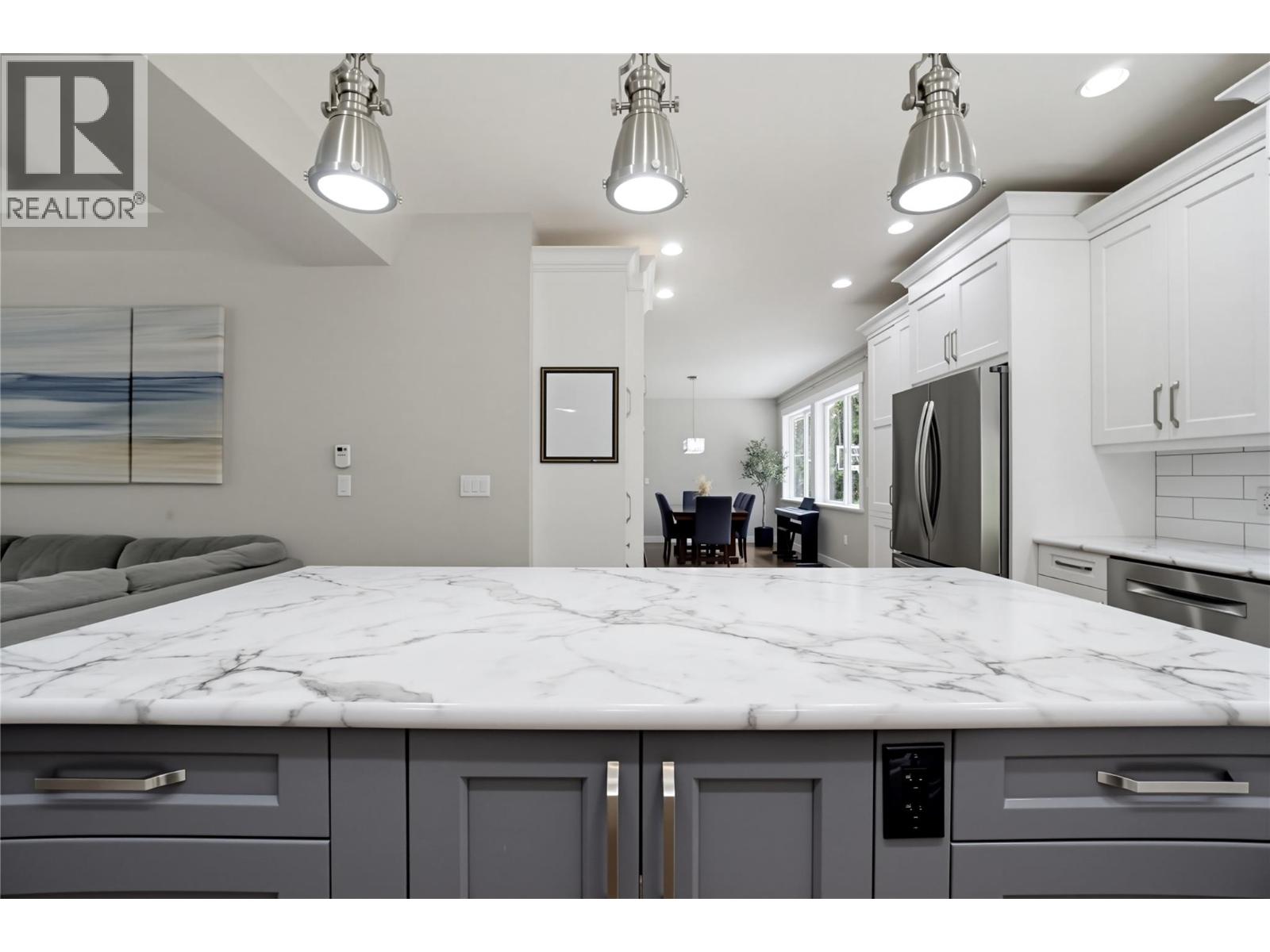 5410 Gannor Road, Salmon Arm, British Columbia  V1E 2P7 - Photo 10 - 10401955