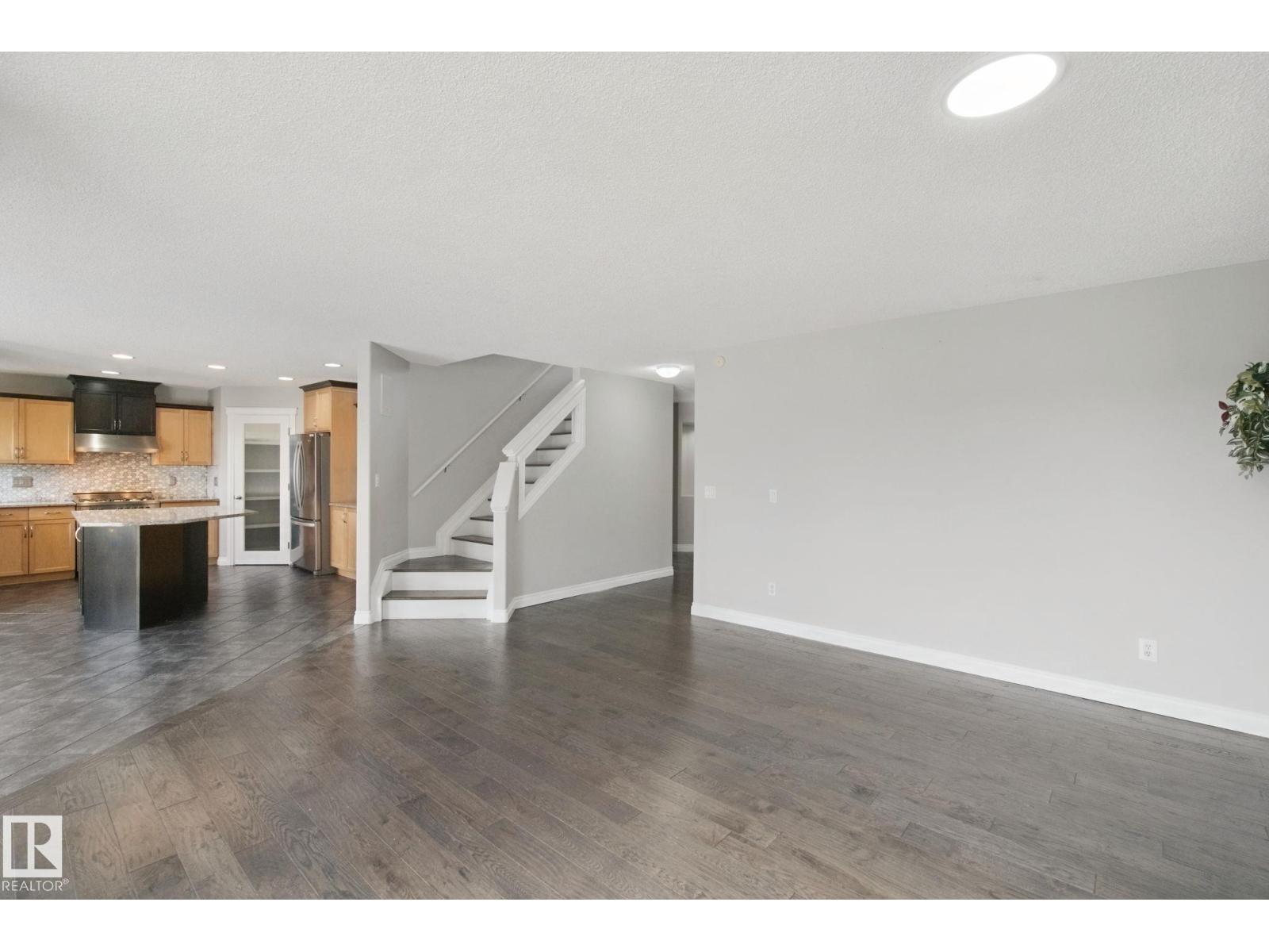 119 Caldwell Wy Nw, Edmonton, Alberta  T6M 2W9 - Photo 10 - E4510576