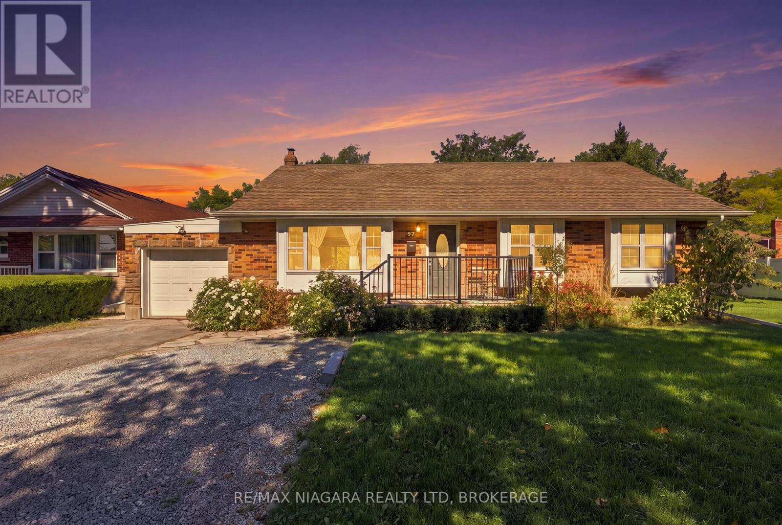 97 Glendale Avenue, St. Catharines, Ontario  L2T 2J4 - Photo 1 - X13832052
