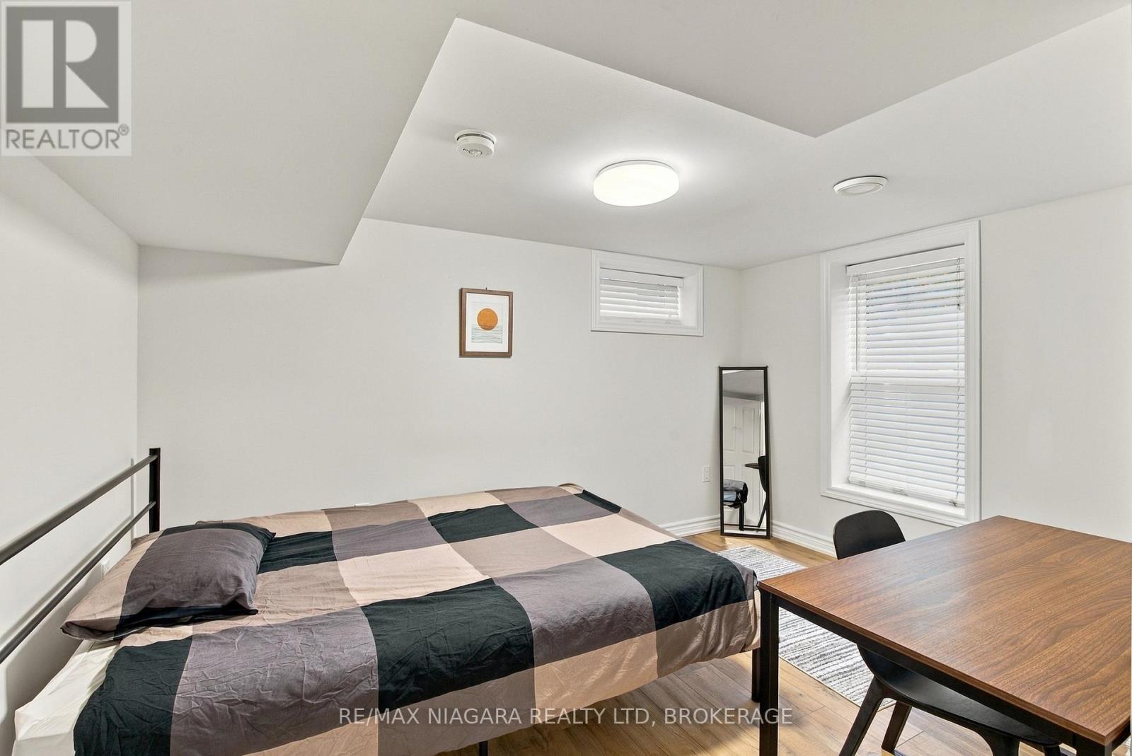 97 Glendale Avenue, St. Catharines, Ontario  L2T 2J4 - Photo 33 - X13832052