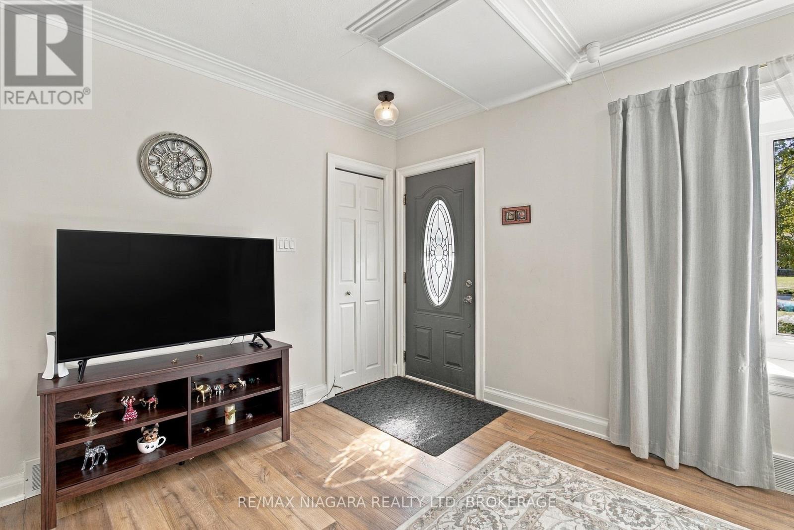 97 Glendale Avenue, St. Catharines, Ontario  L2T 2J4 - Photo 5 - X13832052