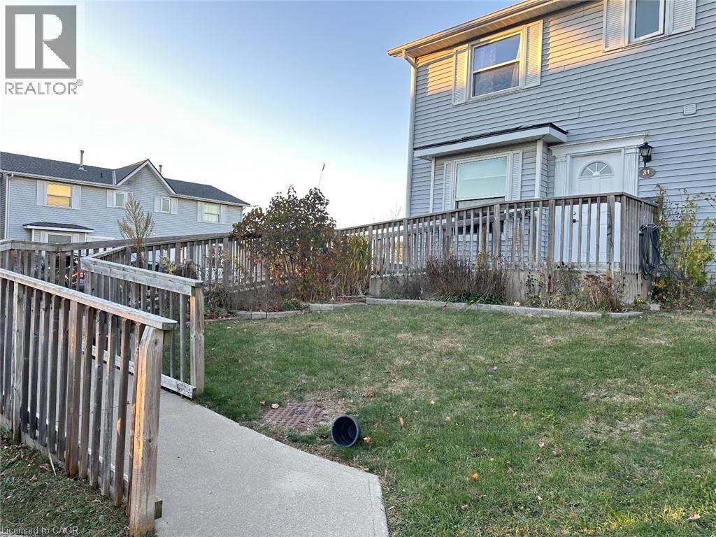 265 Williamsburg Road Unit# 31, Kitchener, Ontario  N2E 3H1 - Photo 2 - 40866795