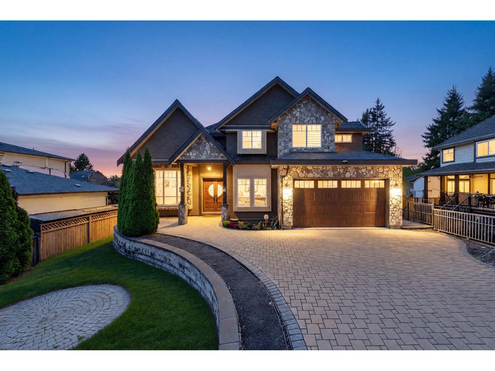 8245 144A STREET, Surrey, British Columbia