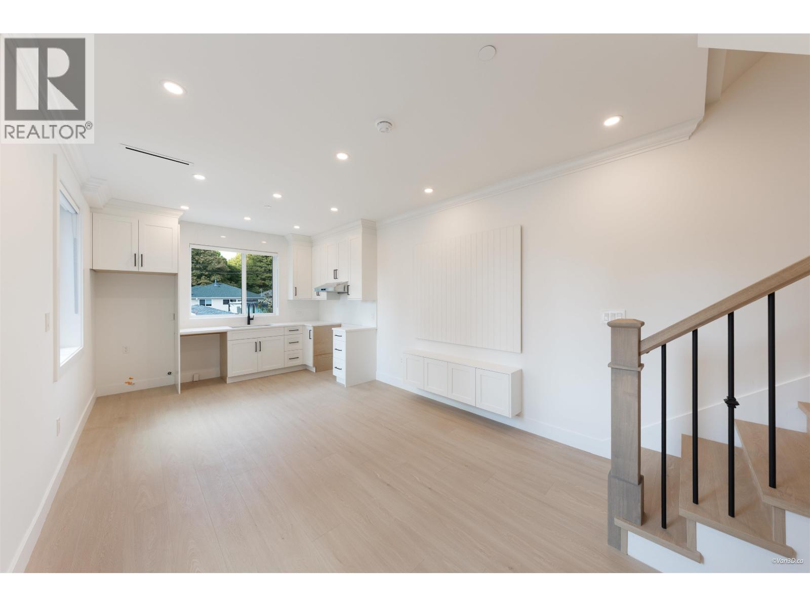 1 5385 Earles Street, Vancouver, British Columbia  V5R 3S2 - Photo 5 - R3168292