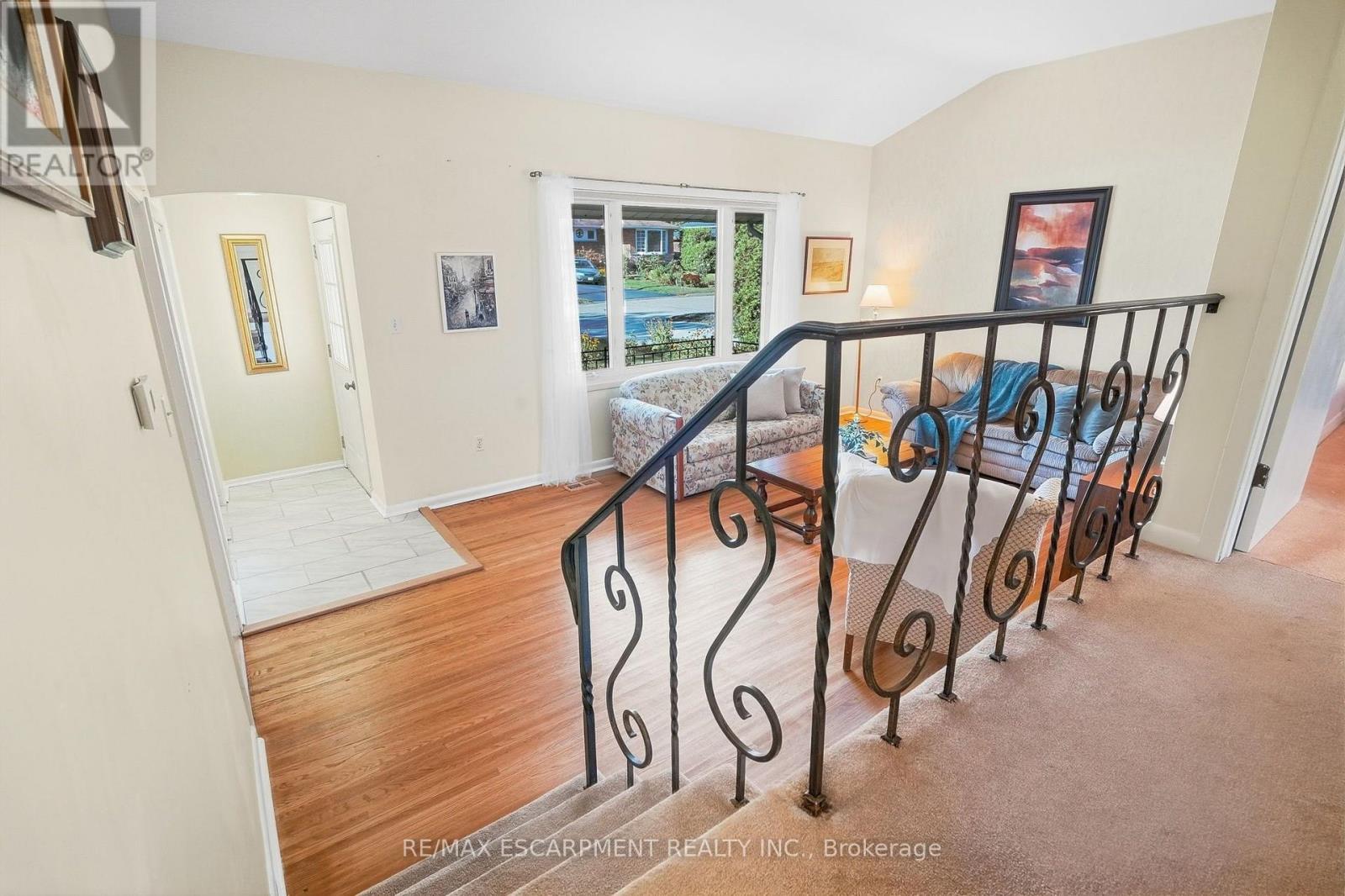 1267 Dunbar Road, Burlington, Ontario  L7P 2K1 - Photo 5 - W13831692