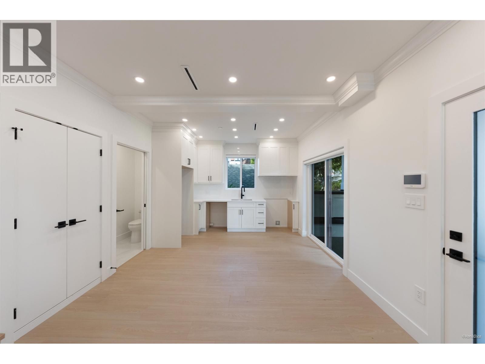 2 5385 Earles Street, Vancouver, British Columbia  V5R 3S2 - Photo 7 - R3168323