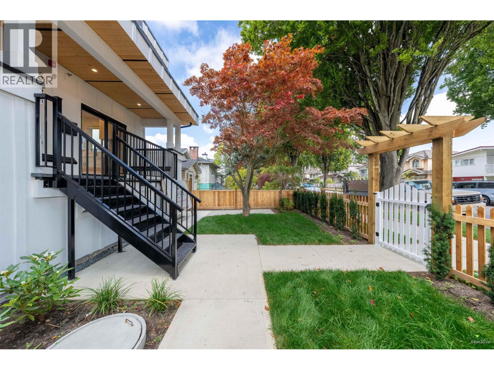 2 5385 Earles Street, Vancouver, British Columbia  V5R 3S2 - Photo 4 - R3168323