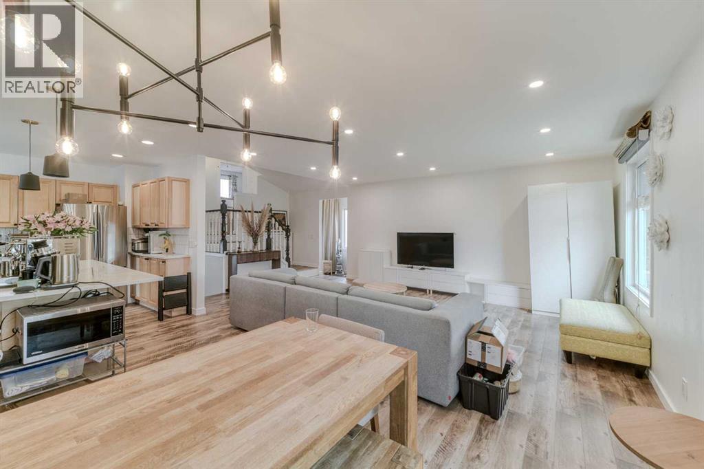 4035 Fonda Way Se, Calgary, Alberta  T2A 5R7 - Photo 12 - A2348380