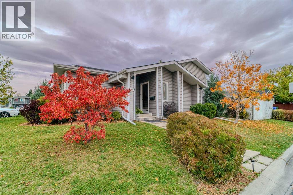 4035 Fonda Way Se, Calgary, Alberta  T2A 5R7 - Photo 2 - A2348380