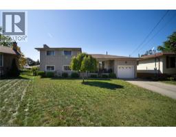 32 AVONDALE Crescent, Brantford, Ontario