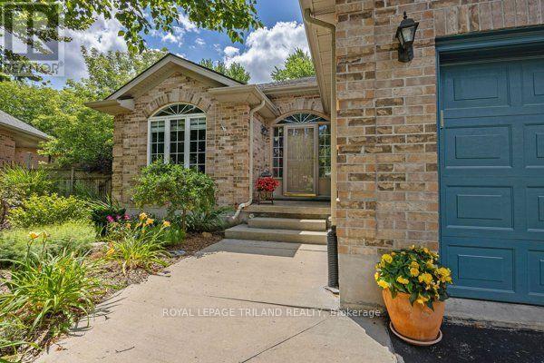 557 Inverness Avenue, London North, Ontario  N6H 5R3 - Photo 4 - X13832098