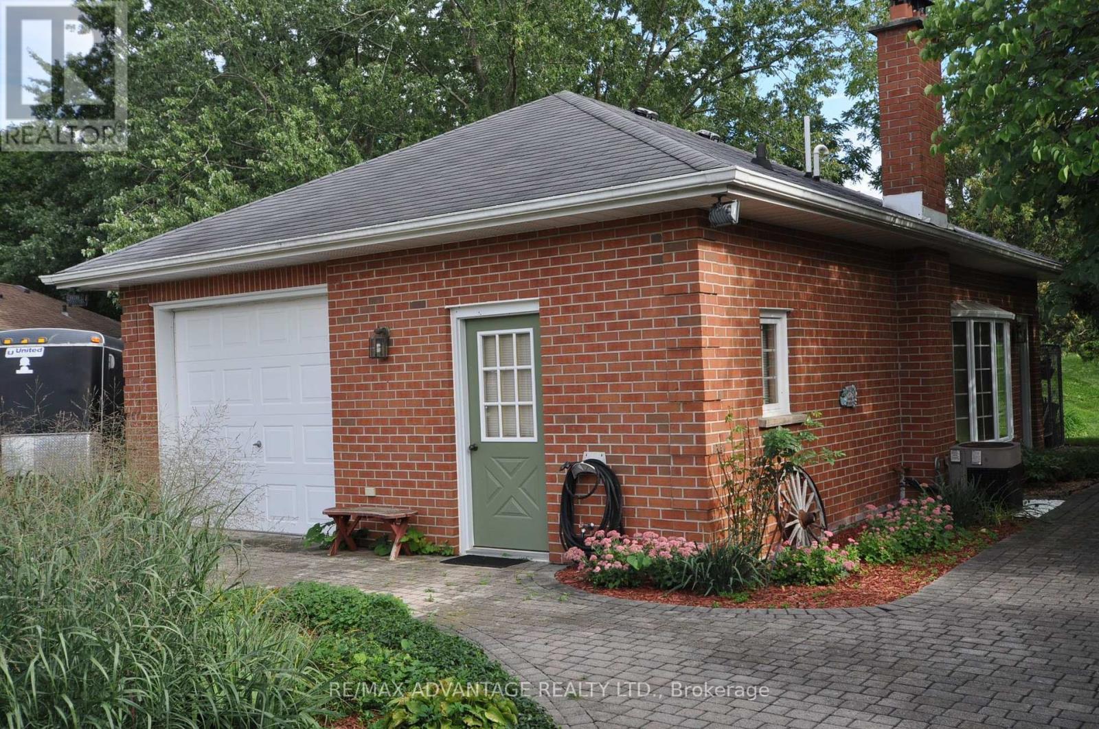 4 Croydon Drive, Middlesex Centre, Ontario  N0M 1C0 - Photo 17 - X13832132