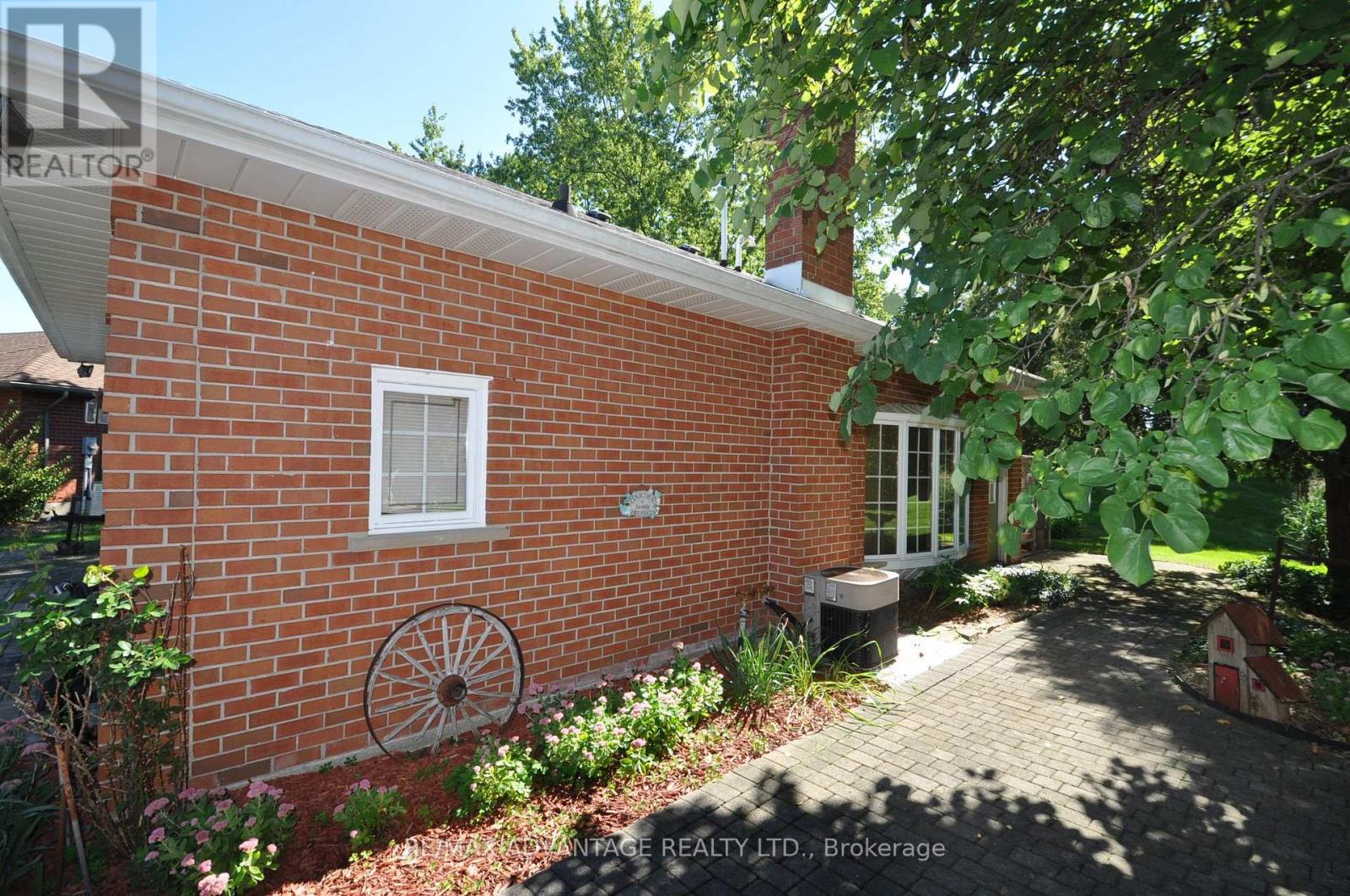 4 Croydon Drive, Middlesex Centre, Ontario  N0M 1C0 - Photo 19 - X13832132
