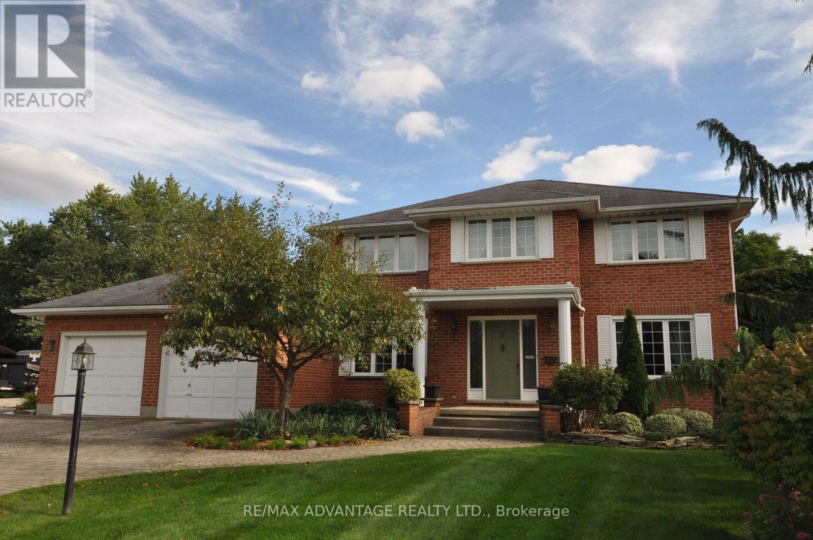 4 Croydon Drive, Middlesex Centre, Ontario  N0M 1C0 - Photo 2 - X13832132