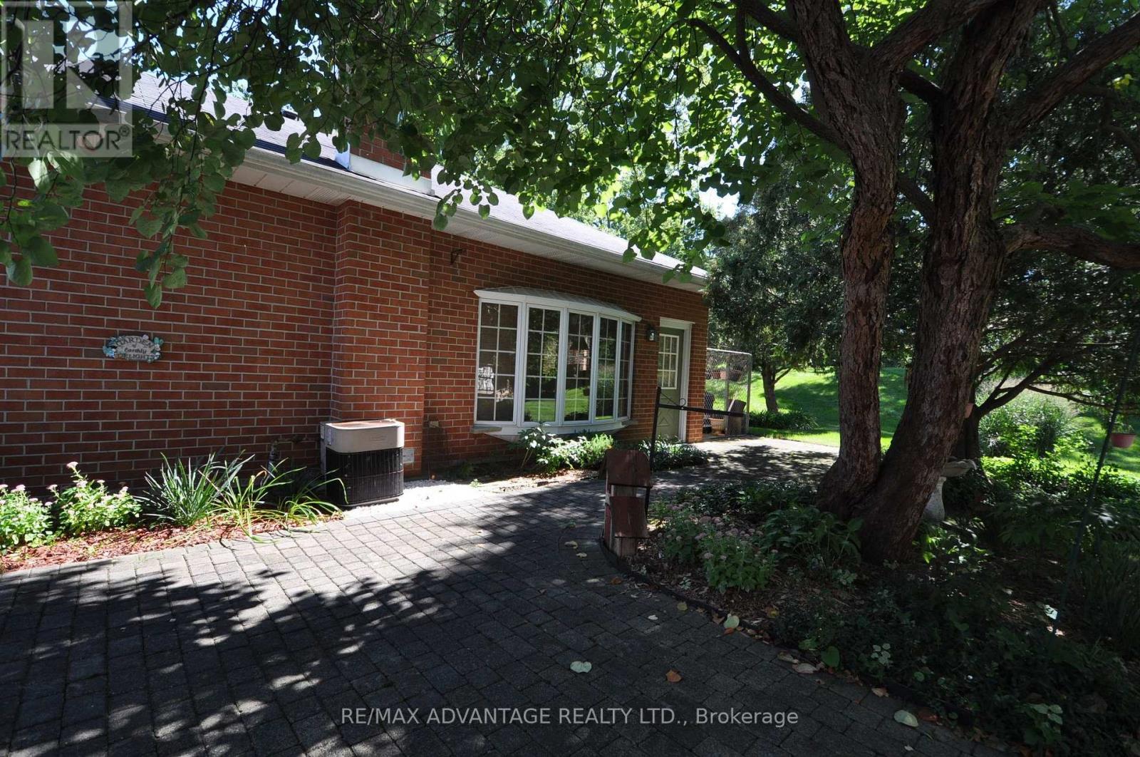 4 Croydon Drive, Middlesex Centre, Ontario  N0M 1C0 - Photo 30 - X13832132