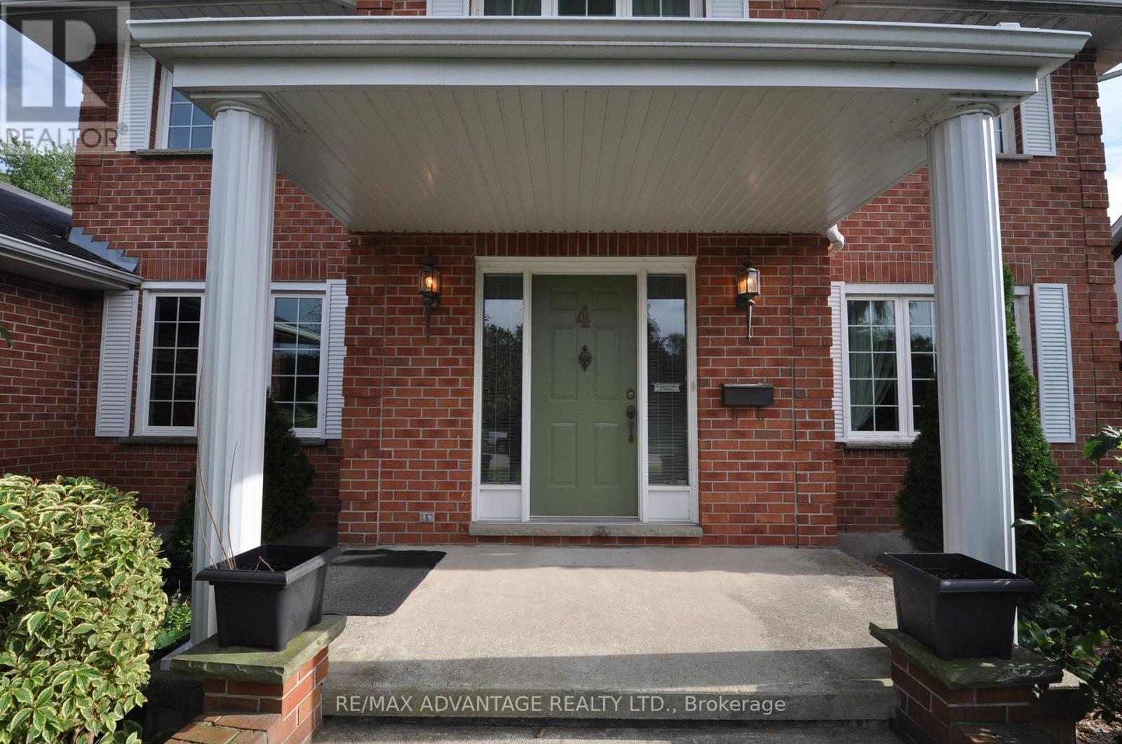 4 Croydon Drive, Middlesex Centre, Ontario  N0M 1C0 - Photo 4 - X13832132