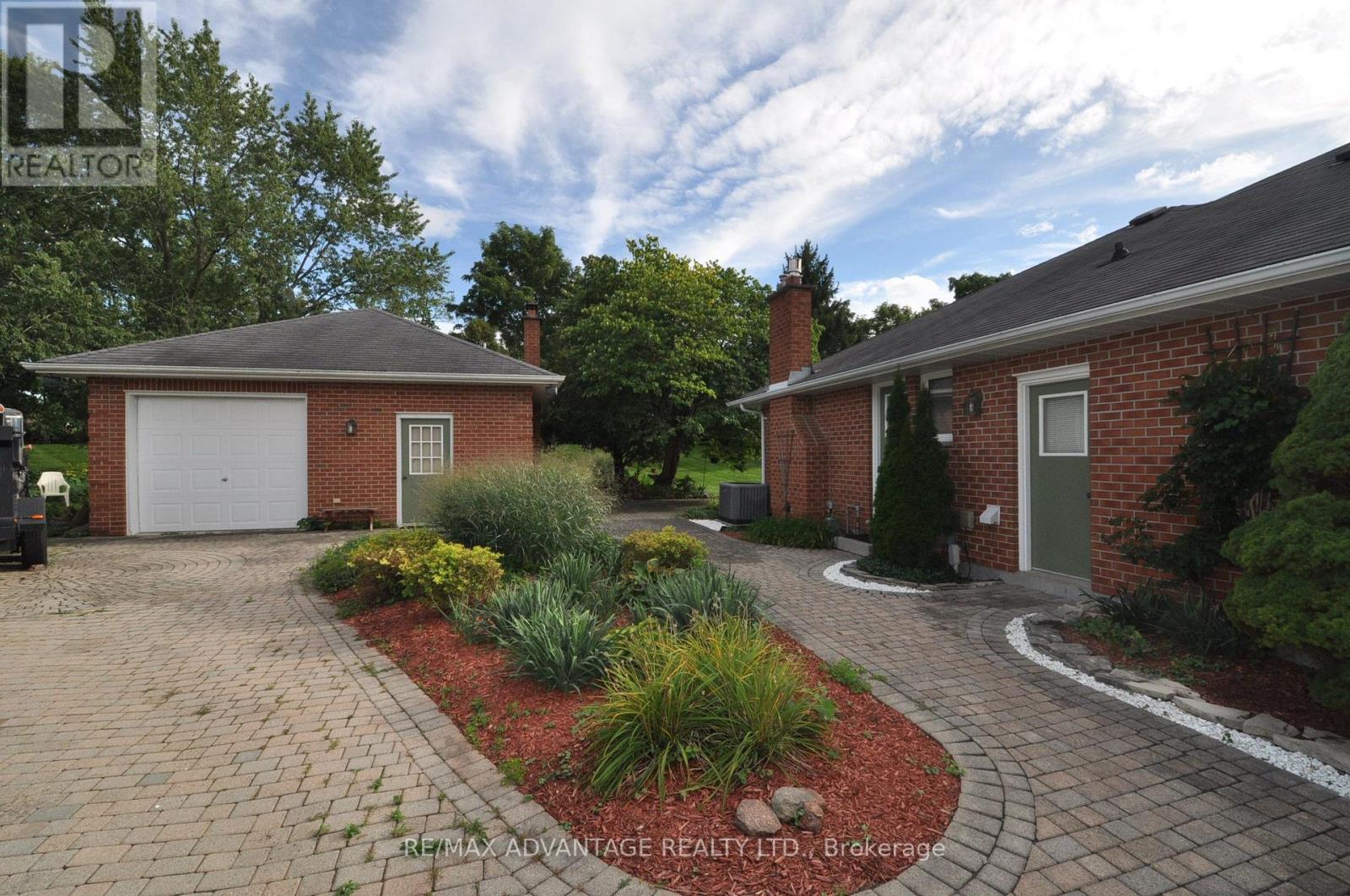 4 Croydon Drive, Middlesex Centre, Ontario  N0M 1C0 - Photo 6 - X13832132