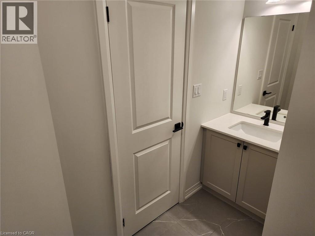 155 Equestrian Way Unit# 152, Cambridge, Ontario  N3E 0E8 - Photo 11 - 40865707