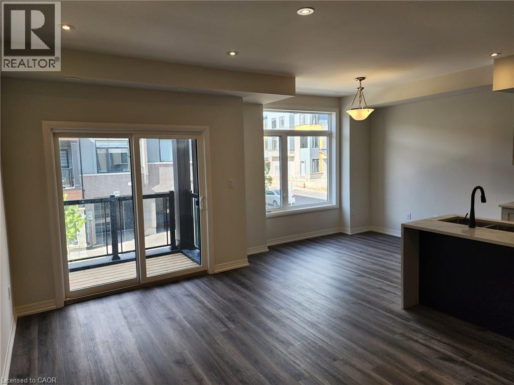 155 Equestrian Way Unit# 152, Cambridge, Ontario  N3E 0E8 - Photo 3 - 40865707