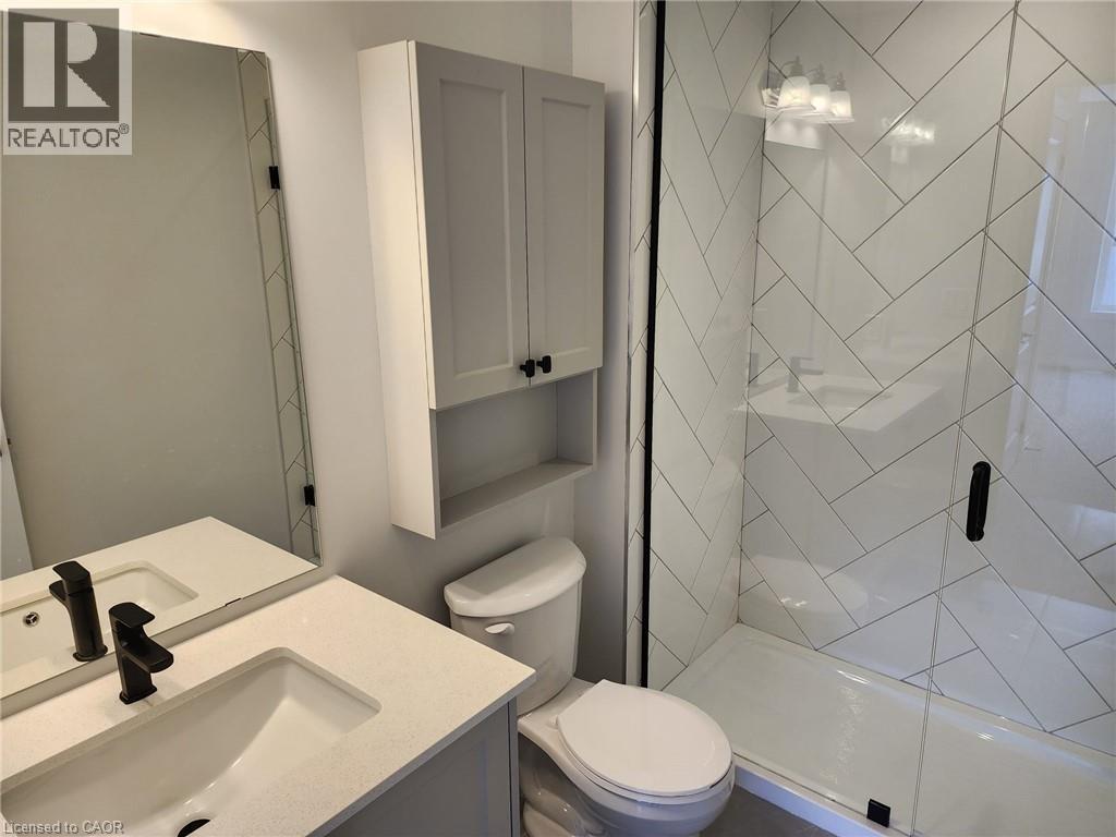 155 Equestrian Way Unit# 152, Cambridge, Ontario  N3E 0E8 - Photo 12 - 40865707