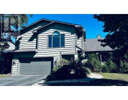 9 FOXRUN LANE, Ottawa, Ontario