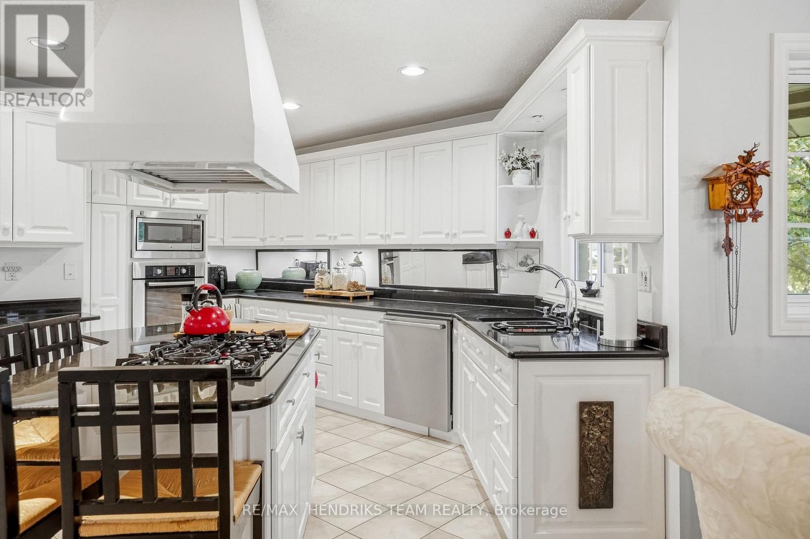 505 Albany Street, Fort Erie, Ontario  L2A 6L6 - Photo 8 - X13832102