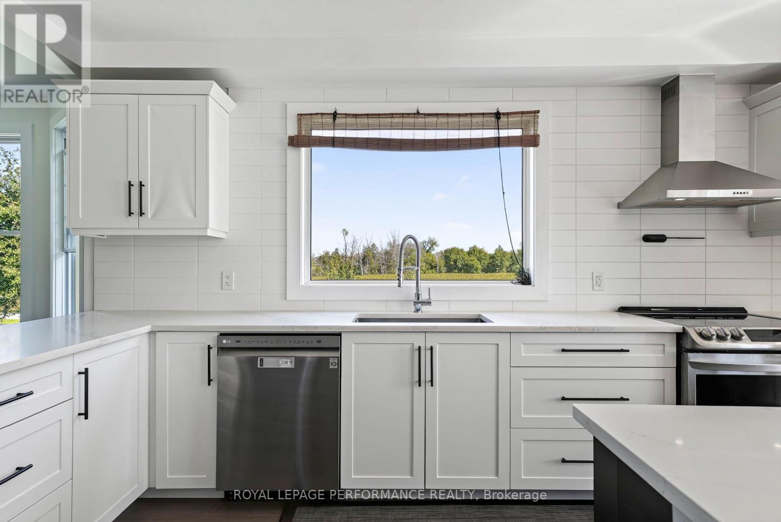 18614 Mcgillivray Road, South Glengarry, Ontario  K0C 1S0 - Photo 13 - X13832160