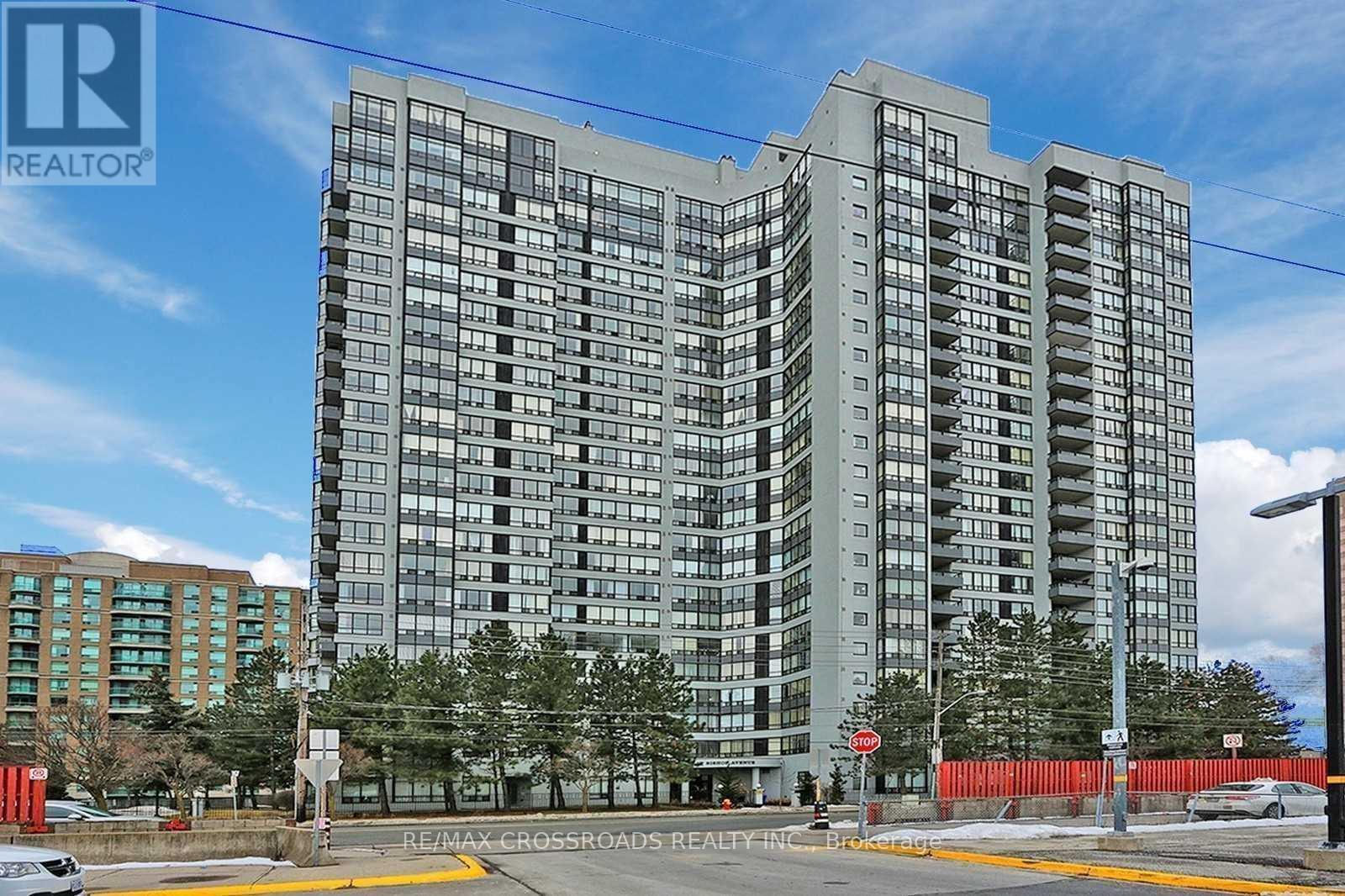1706 - 7 BISHOP AVENUE, Toronto, Ontario